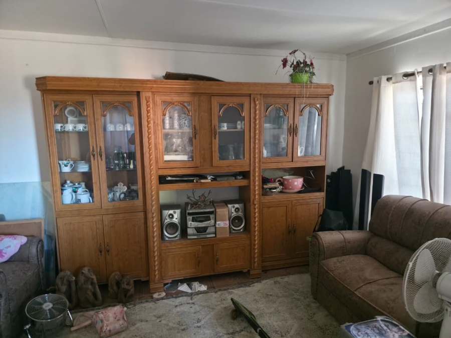 5 Bedroom Property for Sale in Oos Einde North West